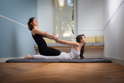 Trois petits points - Cécile Boissimon - Massage thai / shiatsu, Marseille